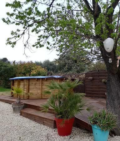 Gite 135 C Sarrians Luaran gambar